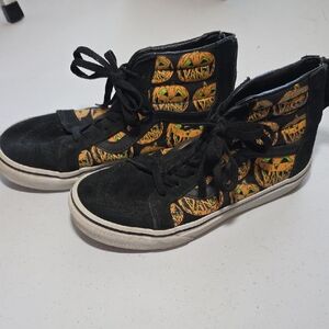 Vans Kids Black Sneakers with Pumpkin Pattern
